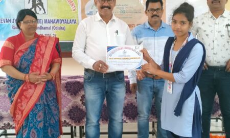 ଆତ୍ମ ସୁରକ୍ଷା ତାଲିମ୍ ଶିବିର,  ଆତ୍ମ ସୁରକ୍ଷା ତାଲିମ୍ ମନୋବଳ ବୃଦ୍ଧି ରେ ସହାୟକ ହୁଏ