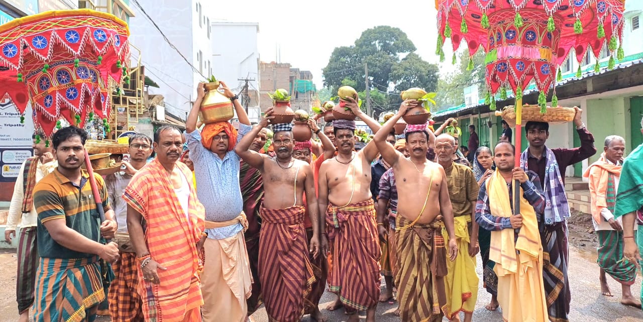 ମା ରୁଦ୍ରକାଳୀଙ୍କ ନୂତନ ମନ୍ଦିର ରତ୍ନ ଗର୍ଭ ପ୍ରତିଷ୍ଠା ନିମନ୍ତେ କଳସ ଯାତ୍ରା –