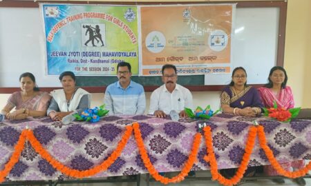 ଆତ୍ମ ସୁରକ୍ଷା ତାଲିମ୍ ଶିବିର : ଆତ୍ମ ସୁରକ୍ଷା ତାଲିମ୍ ମନୋବଳ ବୃଦ୍ଧି ରେ ସହାୟକ ହୁଏ