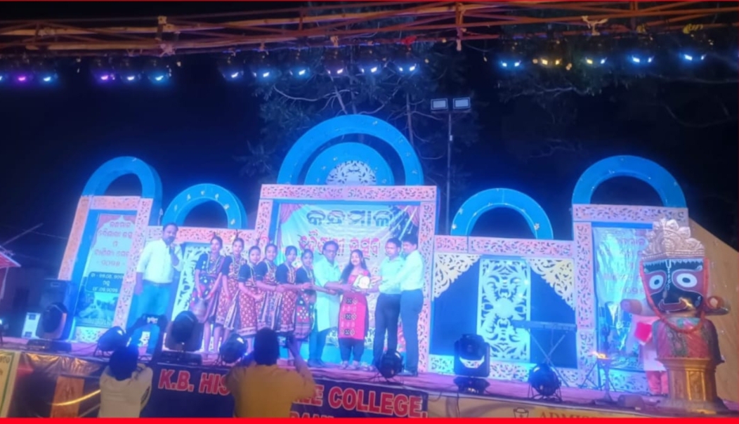 ବୈଶାଖ ମେଳାର ଦ୍ବିତୀୟ ଦିନ, ନାଚ ଗୀତରେ ଝୁମିଲେ ଦର୍ଶକ