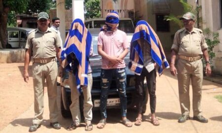 ଆନ୍ତଃରାଜ୍ୟ ଡକାୟତ ଗ୍ୟାଙ୍ଗର ତିନି ଗିରଫ, ଦୁଇ ଫେରାର ,ମାଉଜର ସହ ମାରଣାସ୍ତ୍ର ଜବତ